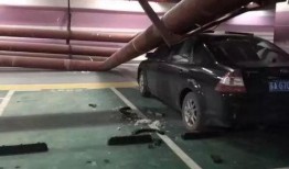 停车场最新爆料视频播放,停车场惊现神秘事件，视频揭秘惊人真相！