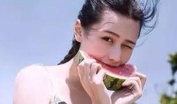 吃瓜网红图片头像女生,揭秘网红吃瓜头像背后的魅力风采