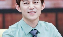 何炅爆料经济企业视频,揭秘经济企业幕后真相