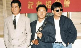 爆料香港娱乐圈记者,记者爆料背后的真相与内幕