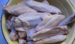 美味鸭翅爆料怎么做视频,轻松学会家常风味