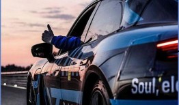 保时捷电动车最新爆料,性能与科技完美融合，引领未来出行新潮流”